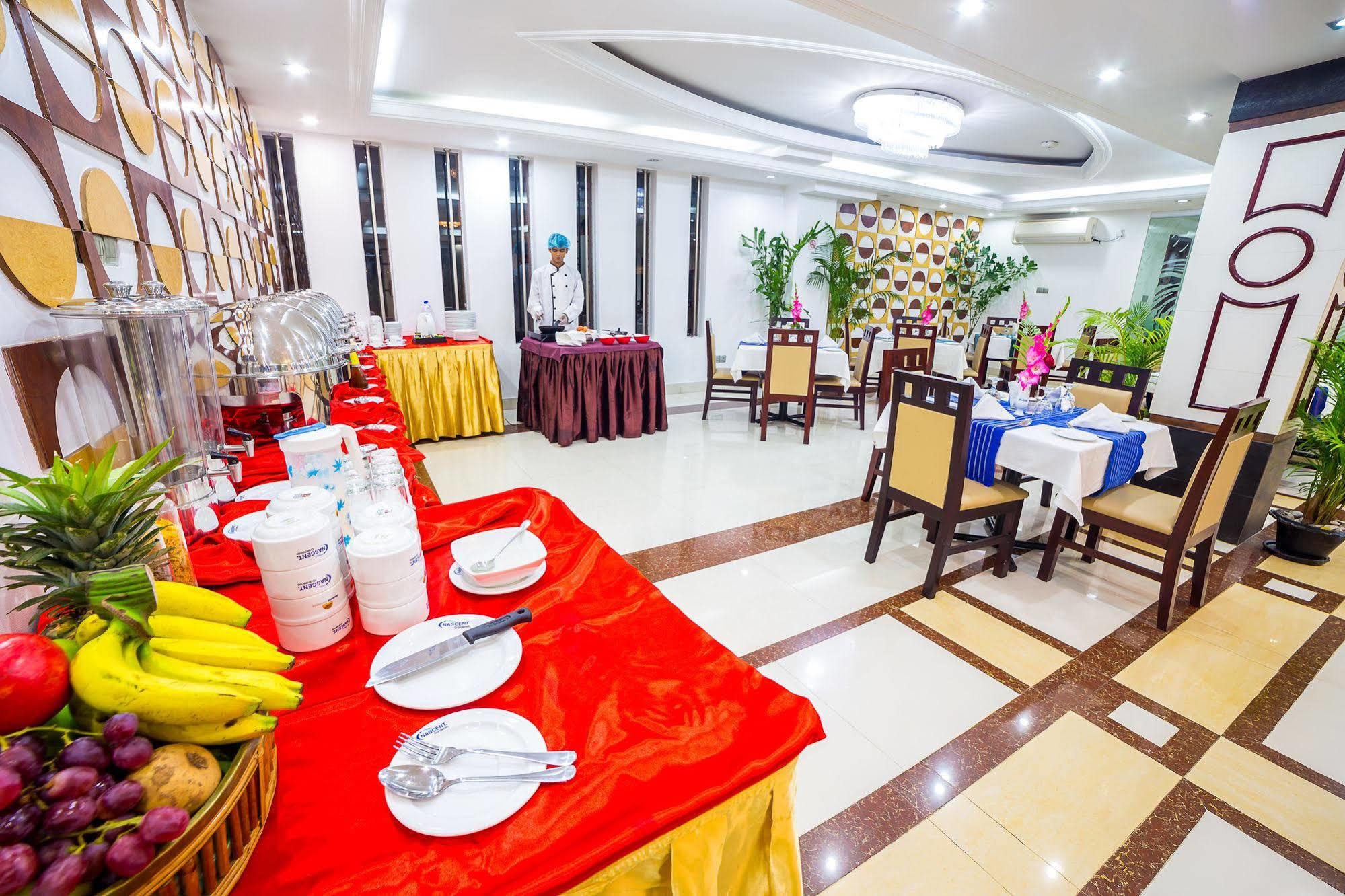 Nascent Gardenia Luxury Suites ธากา ภายนอก รูปภาพ